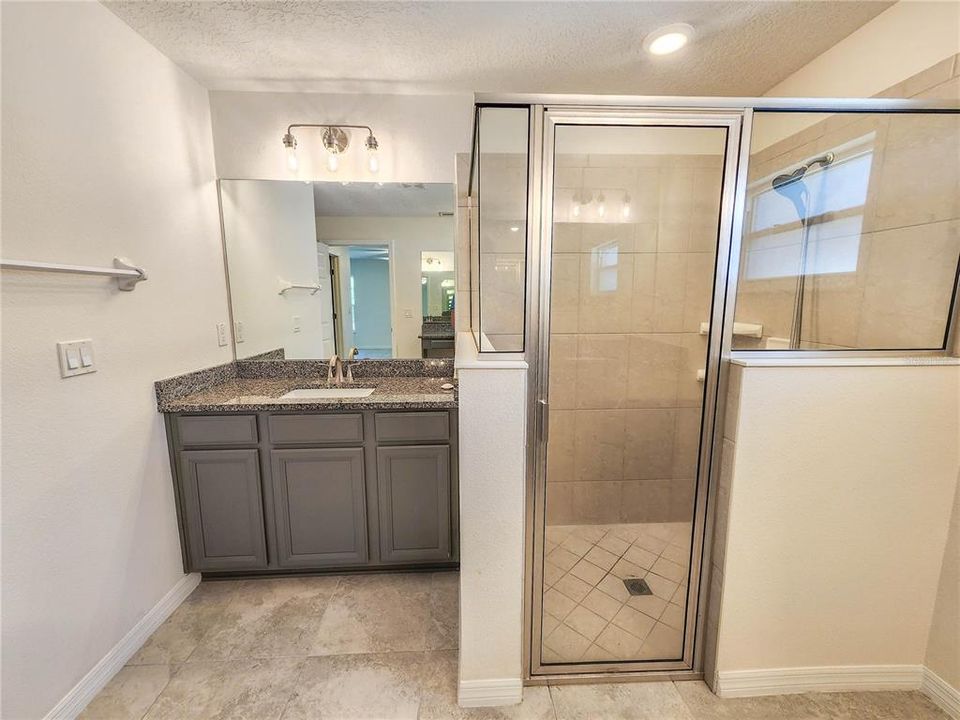For Sale: $449,900 (4 beds, 3 baths, 2465 Square Feet)