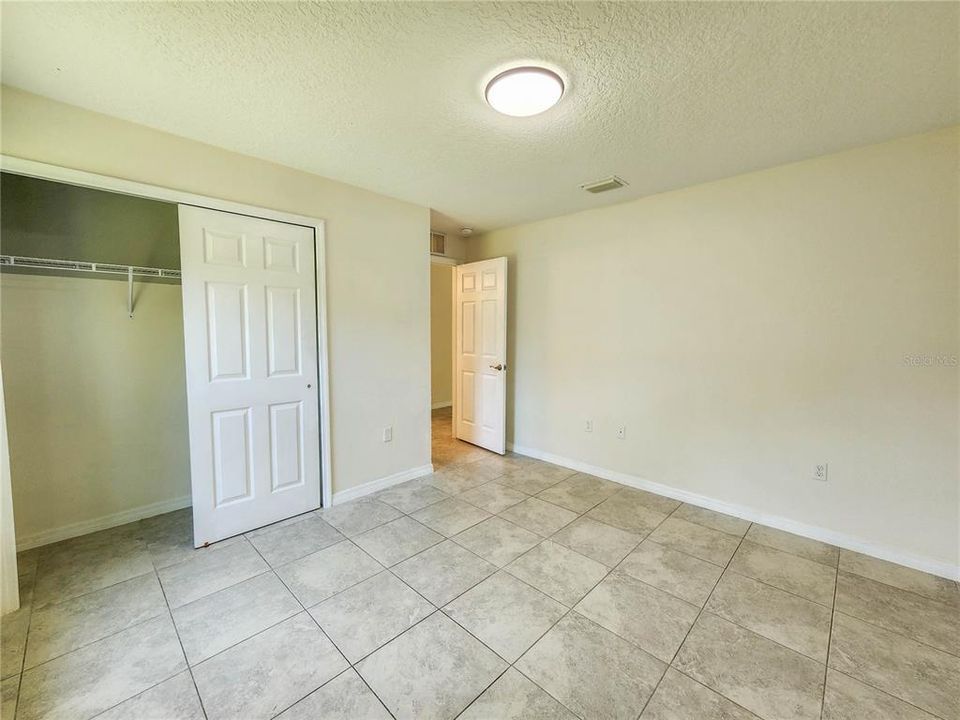 For Sale: $449,900 (4 beds, 3 baths, 2465 Square Feet)