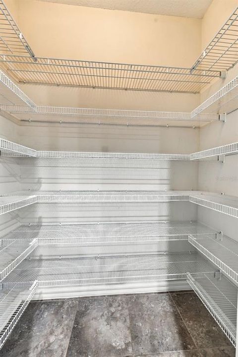 En Venta: $558,000 (3 camas, 2 baños, 1995 Pies cuadrados)