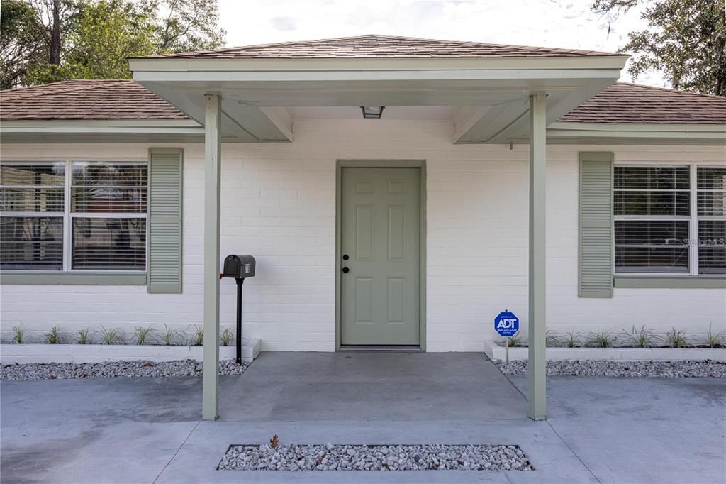 For Rent: $1,950 (3 beds, 2 baths, 1248 Square Feet)