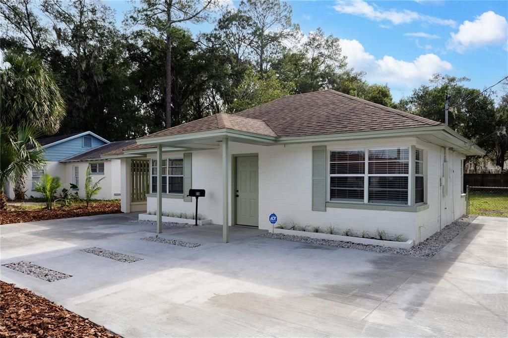 For Rent: $1,950 (3 beds, 2 baths, 1248 Square Feet)