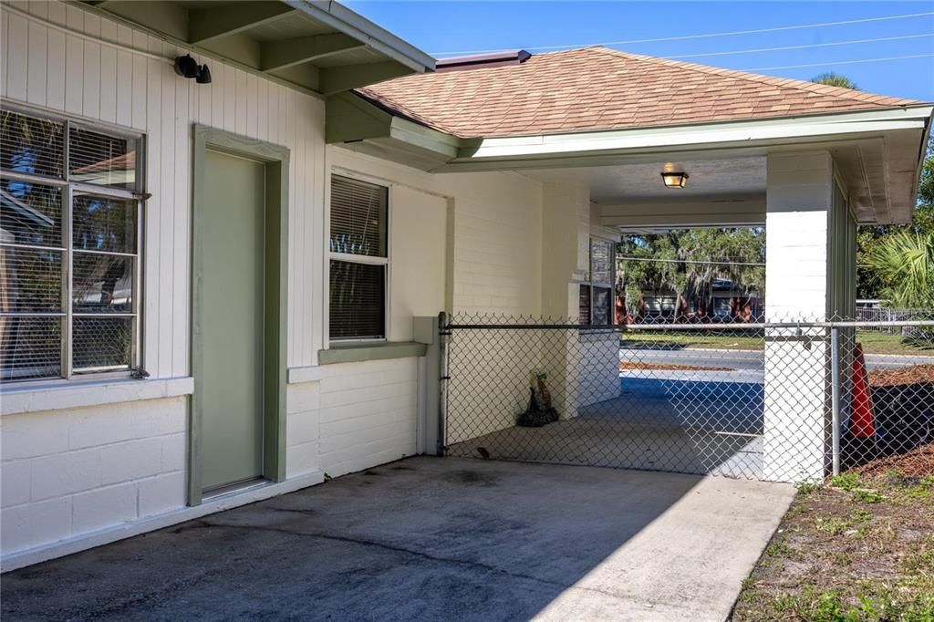 For Rent: $1,950 (3 beds, 2 baths, 1248 Square Feet)