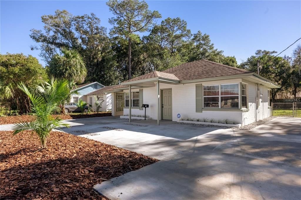 For Rent: $1,950 (3 beds, 2 baths, 1248 Square Feet)