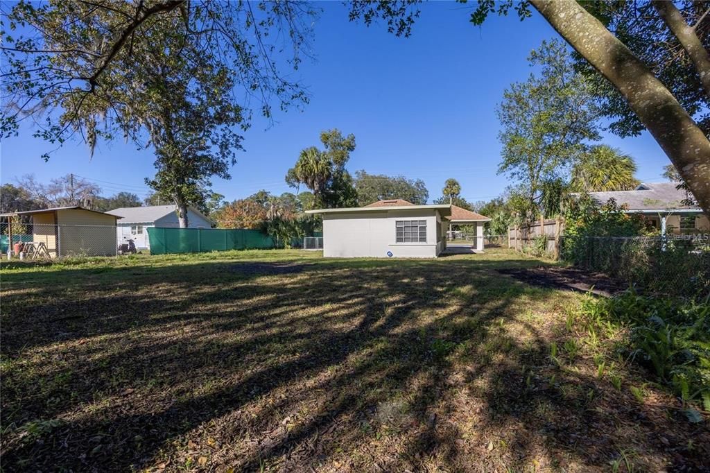 For Rent: $1,950 (3 beds, 2 baths, 1248 Square Feet)