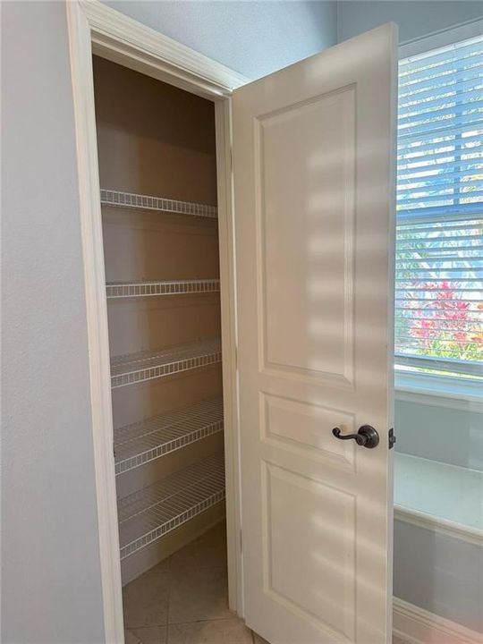 En Venta: $1,200,000 (4 camas, 3 baños, 3786 Pies cuadrados)