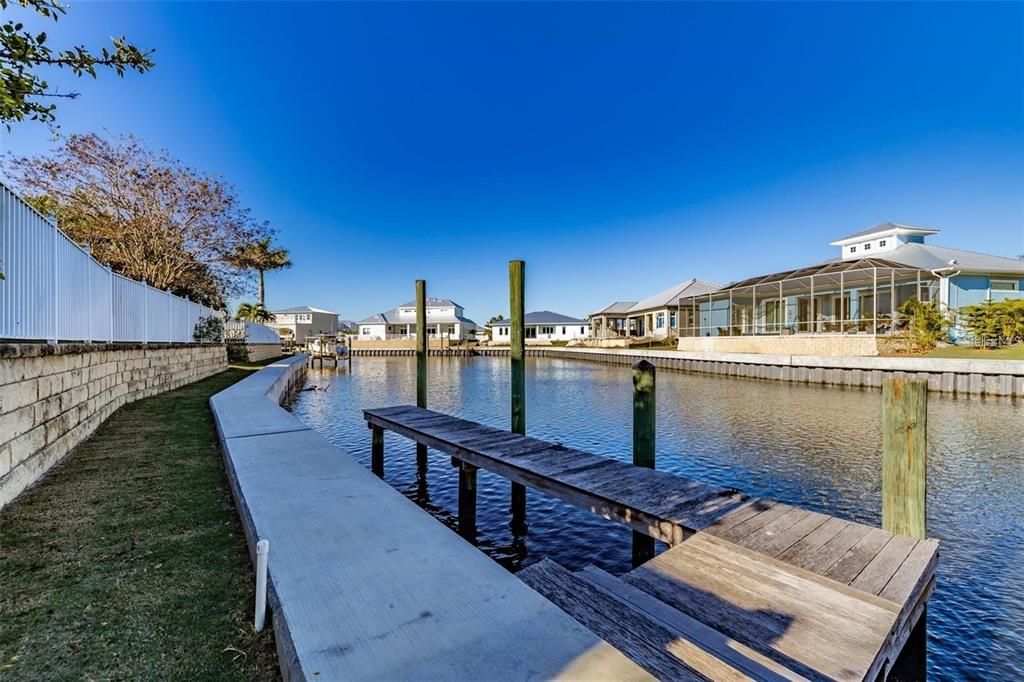 En Venta: $1,200,000 (4 camas, 3 baños, 3786 Pies cuadrados)