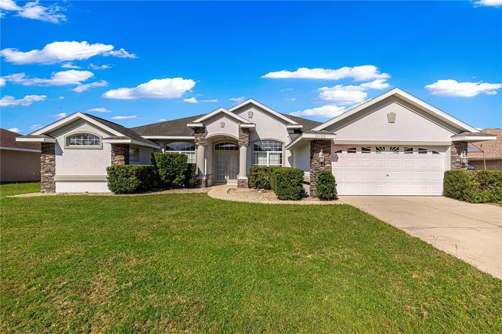 For Sale: $359,900 (3 beds, 2 baths, 2151 Square Feet)