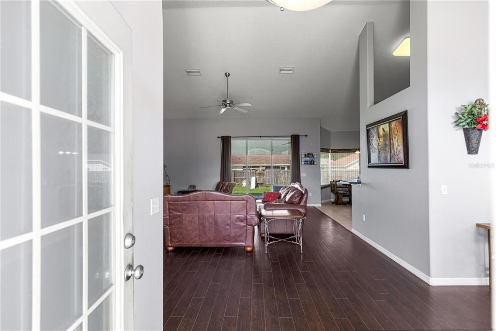 For Sale: $359,900 (3 beds, 2 baths, 2151 Square Feet)