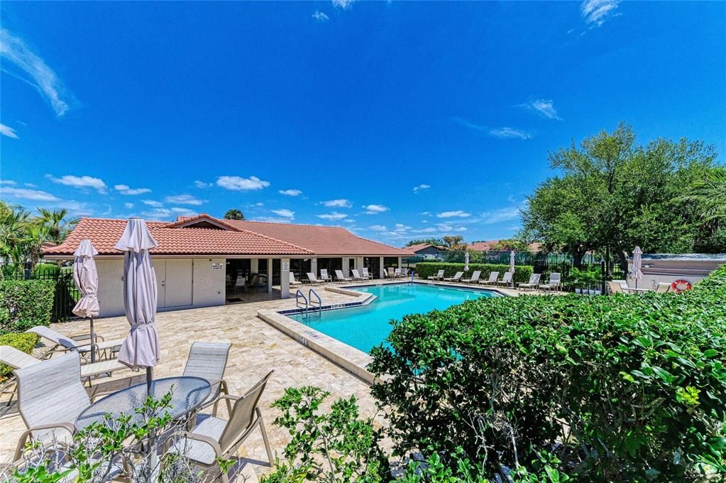 En Venta: $374,999 (2 camas, 2 baños, 1720 Pies cuadrados)