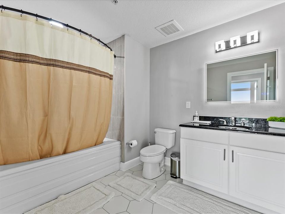 For Rent: $3,600 (2 beds, 2 baths, 1255 Square Feet)
