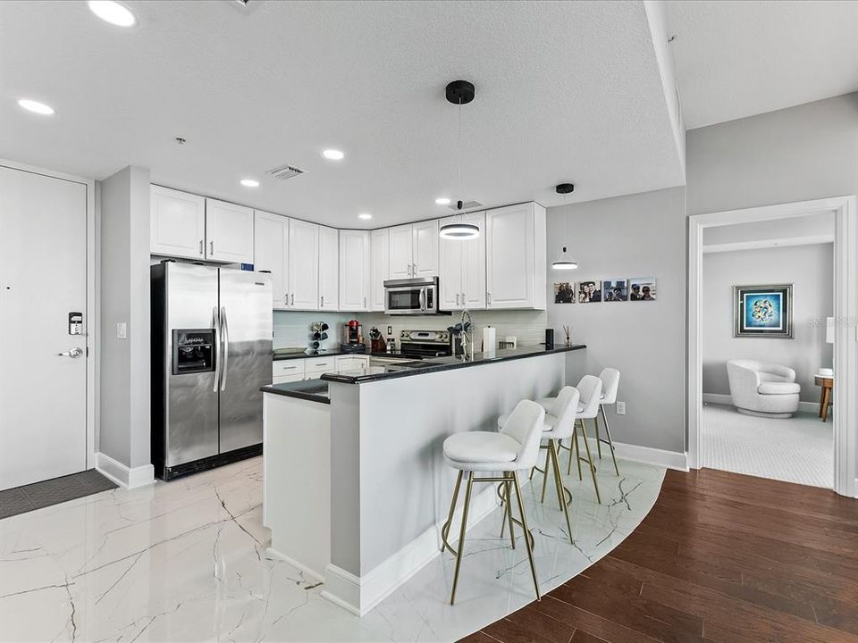For Rent: $3,600 (2 beds, 2 baths, 1255 Square Feet)