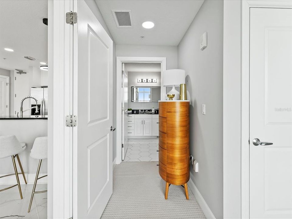 For Rent: $3,600 (2 beds, 2 baths, 1255 Square Feet)