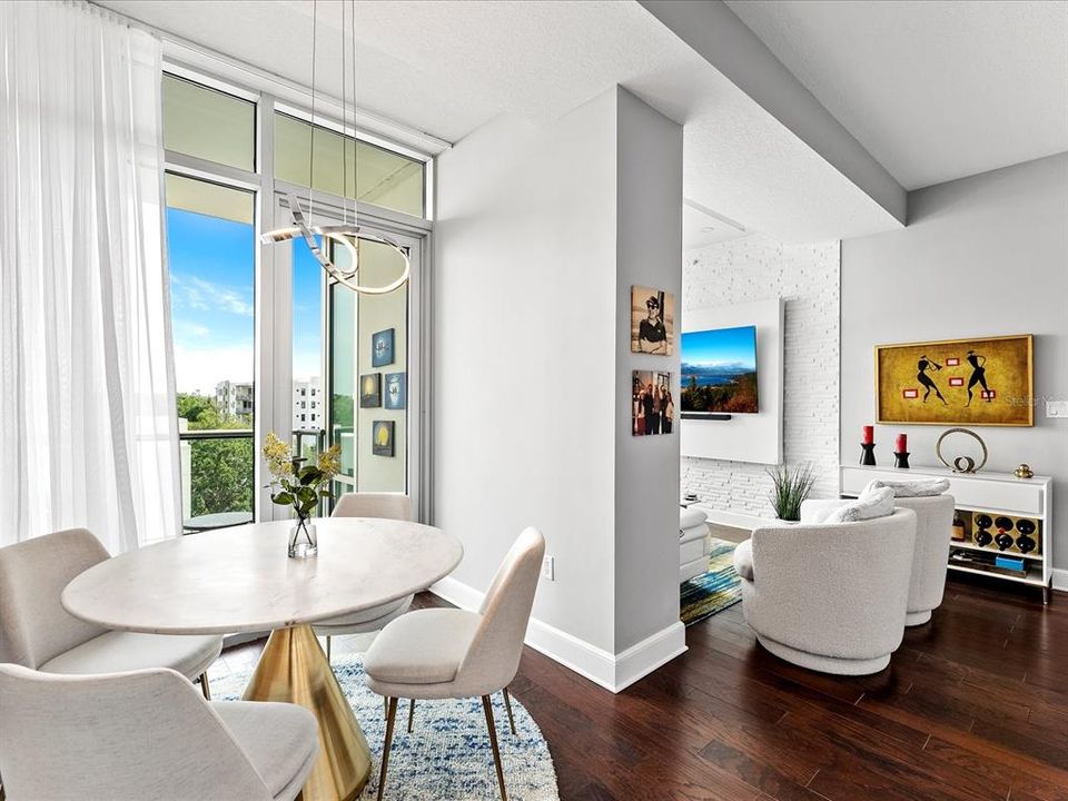For Rent: $3,600 (2 beds, 2 baths, 1255 Square Feet)