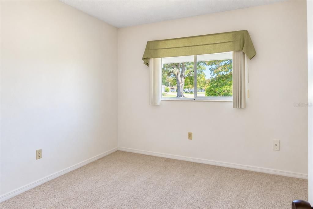 For Rent: $1,300 (2 beds, 2 baths, 960 Square Feet)
