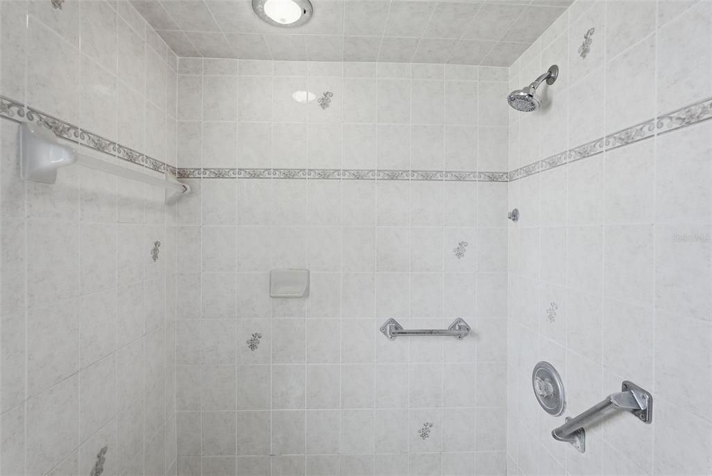 На продажу: $375,000 (3 спален, 2 ванн, 1580 Квадратных фут)