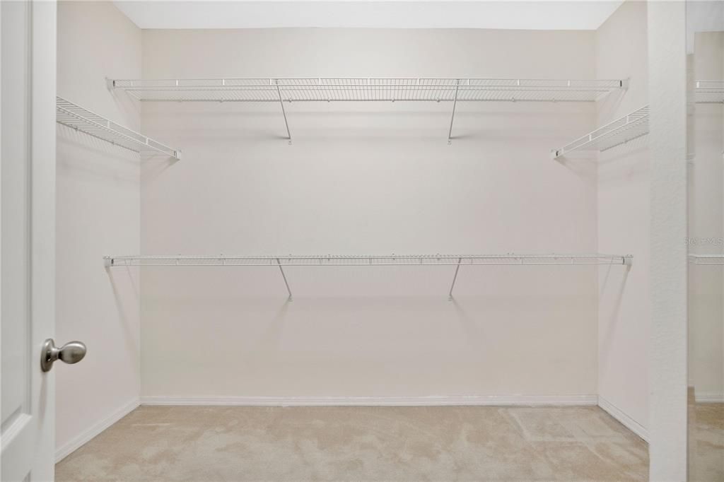 En Venta: $465,000 (4 camas, 3 baños, 2472 Pies cuadrados)