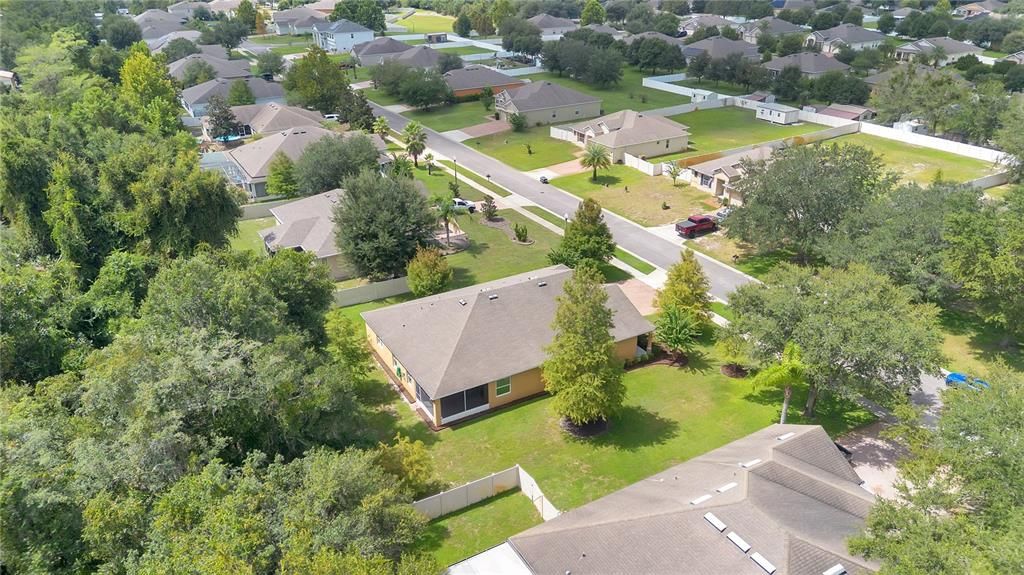 En Venta: $465,000 (4 camas, 3 baños, 2472 Pies cuadrados)