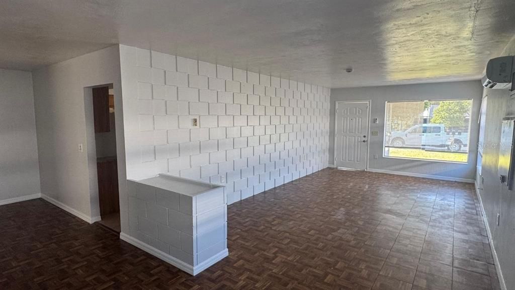 В аренду: $997 (1 спален, 1 ванн, 650 Квадратных фут)