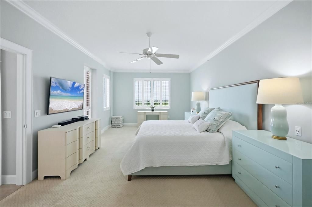 For Sale: $1,750,000 (3 beds, 3 baths, 2138 Square Feet)