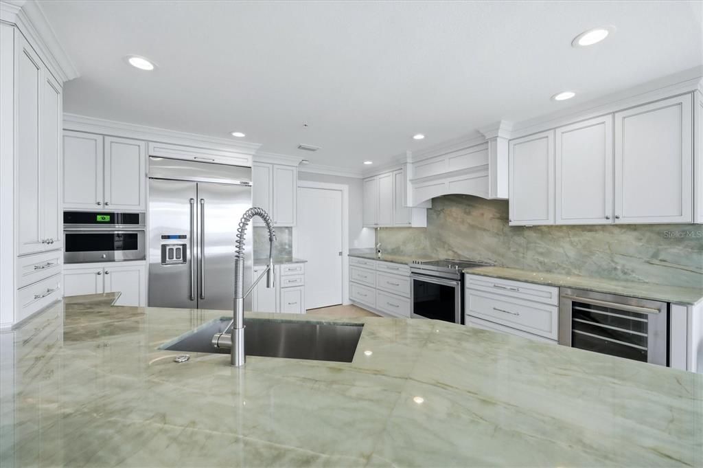 For Sale: $1,750,000 (3 beds, 3 baths, 2138 Square Feet)