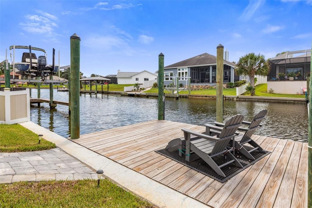 For Sale: $1,025,000 (3 beds, 3 baths, 2535 Square Feet)