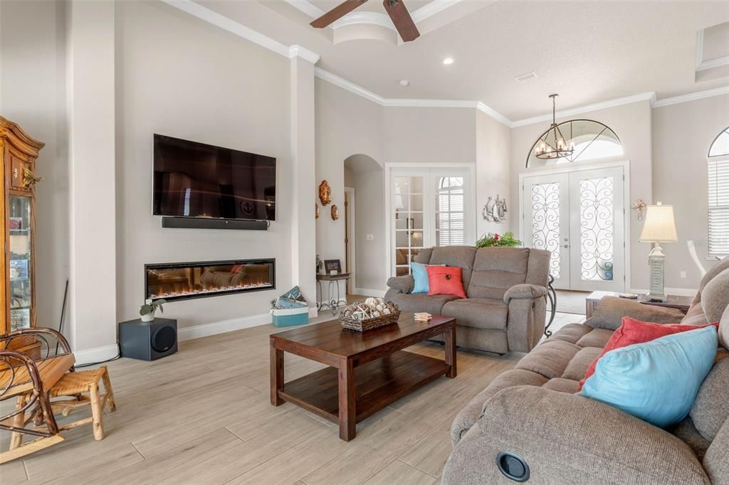 For Sale: $1,025,000 (3 beds, 3 baths, 2535 Square Feet)