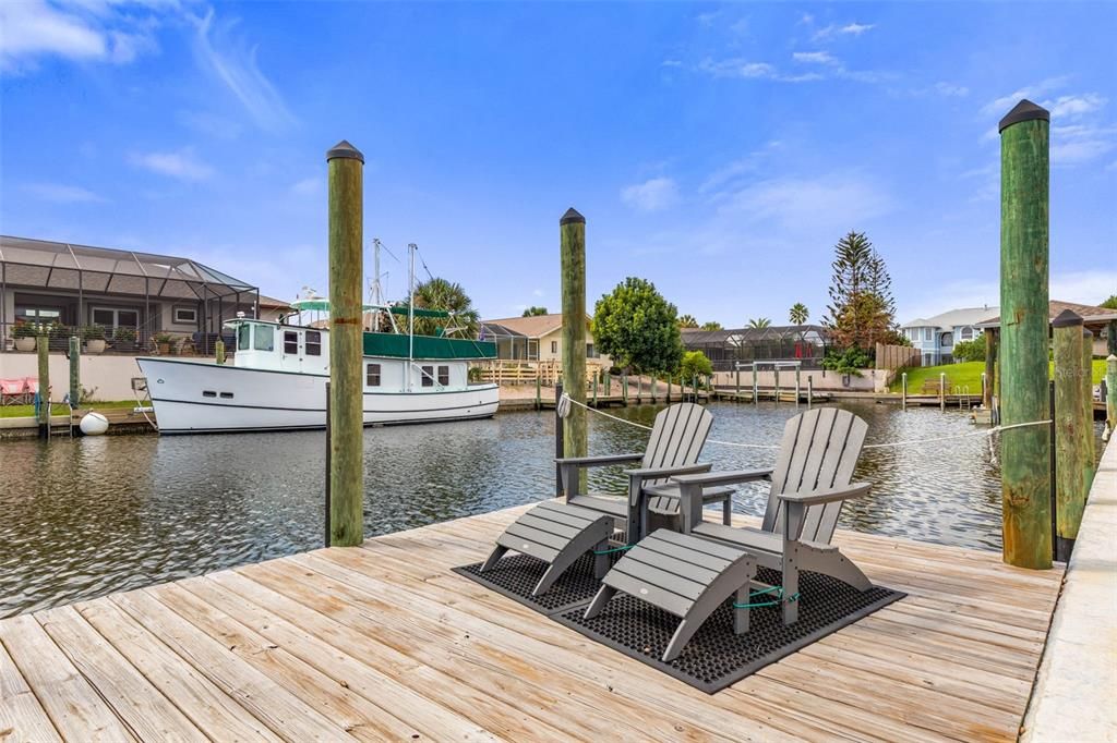 For Sale: $1,025,000 (3 beds, 3 baths, 2535 Square Feet)