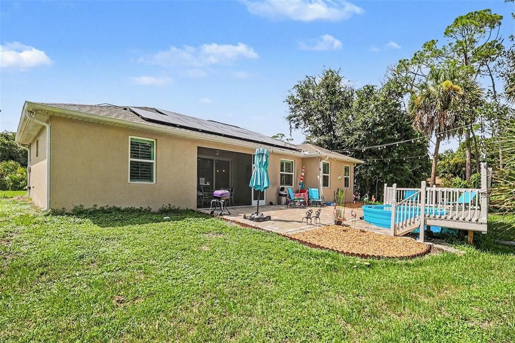 For Sale: $330,000 (3 beds, 2 baths, 1559 Square Feet)