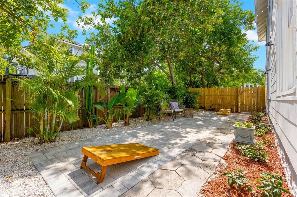 For Sale: $825,000 (4 beds, 0 baths, 2208 Square Feet)