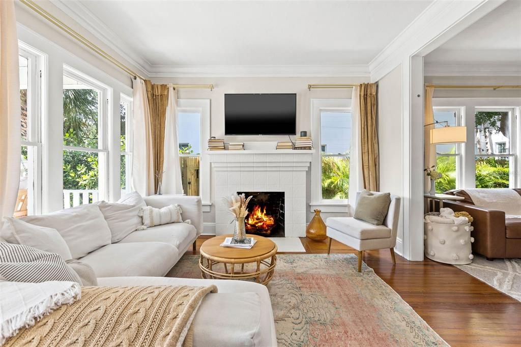 For Sale: $825,000 (4 beds, 0 baths, 2208 Square Feet)