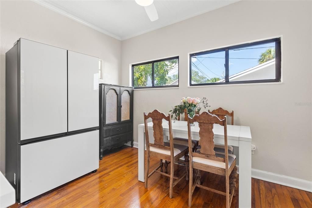 For Sale: $825,000 (4 beds, 0 baths, 2208 Square Feet)
