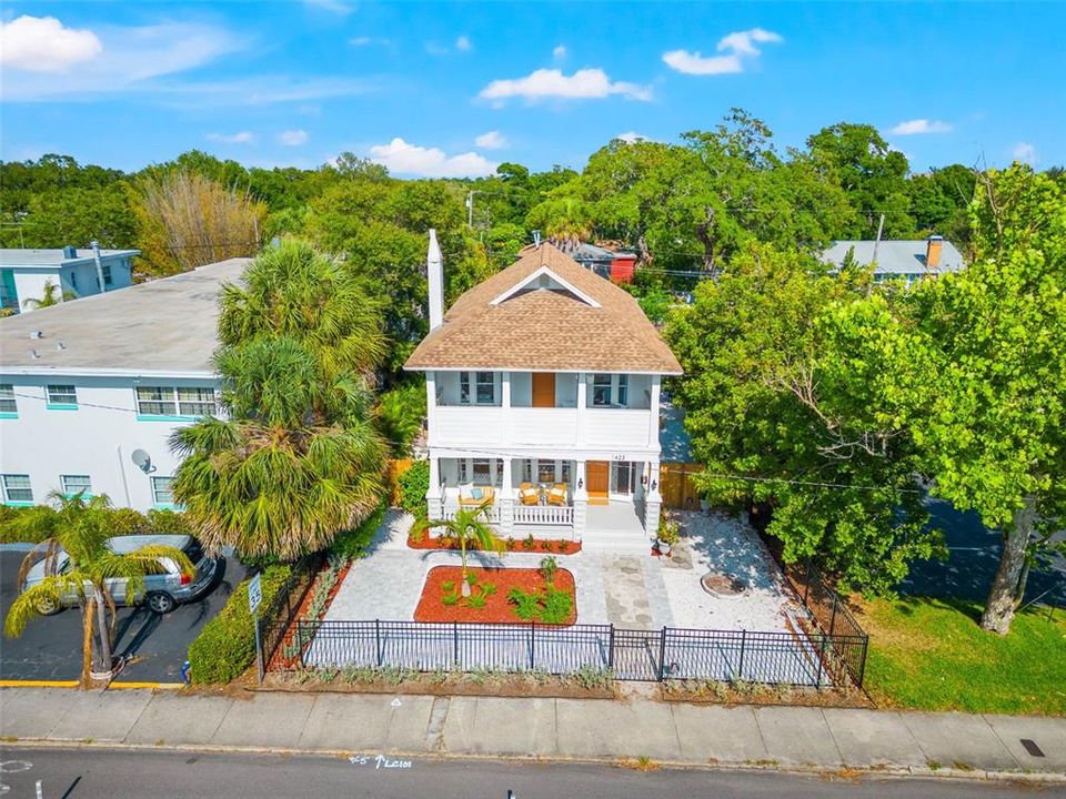 For Sale: $825,000 (4 beds, 0 baths, 2208 Square Feet)