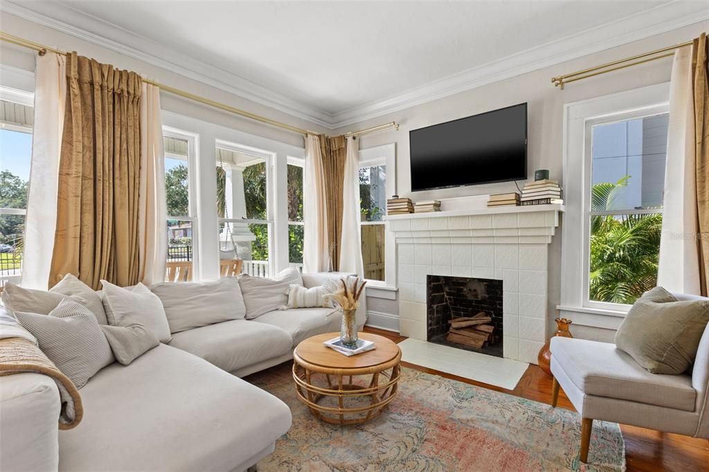 For Sale: $825,000 (4 beds, 0 baths, 2208 Square Feet)