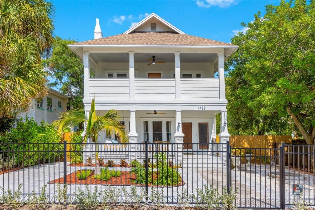 For Sale: $825,000 (4 beds, 0 baths, 2208 Square Feet)