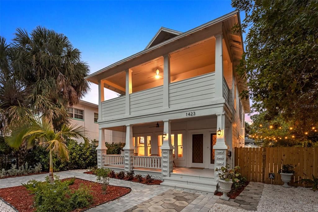 For Sale: $825,000 (4 beds, 0 baths, 2208 Square Feet)