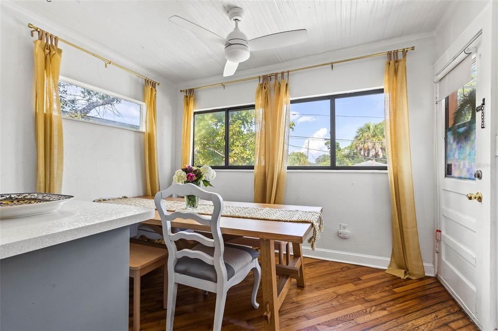 For Sale: $825,000 (4 beds, 0 baths, 2208 Square Feet)