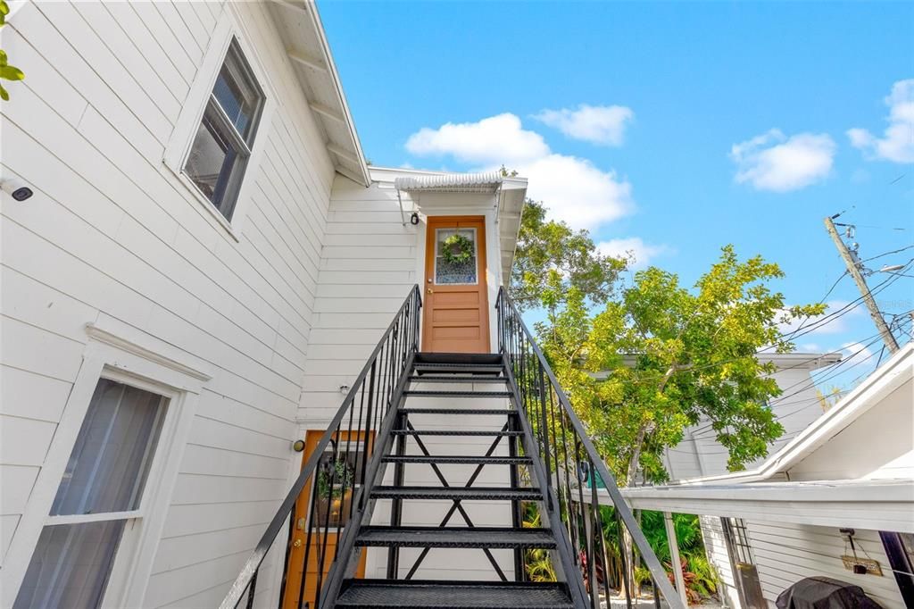 For Sale: $825,000 (4 beds, 0 baths, 2208 Square Feet)