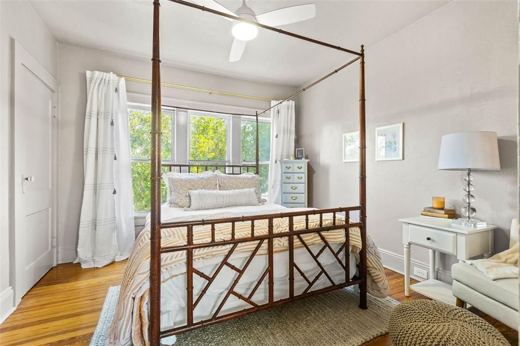 For Sale: $825,000 (4 beds, 0 baths, 2208 Square Feet)
