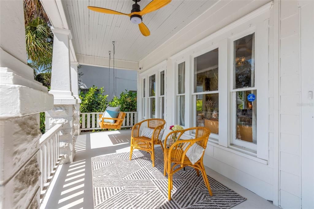 For Sale: $825,000 (4 beds, 0 baths, 2208 Square Feet)