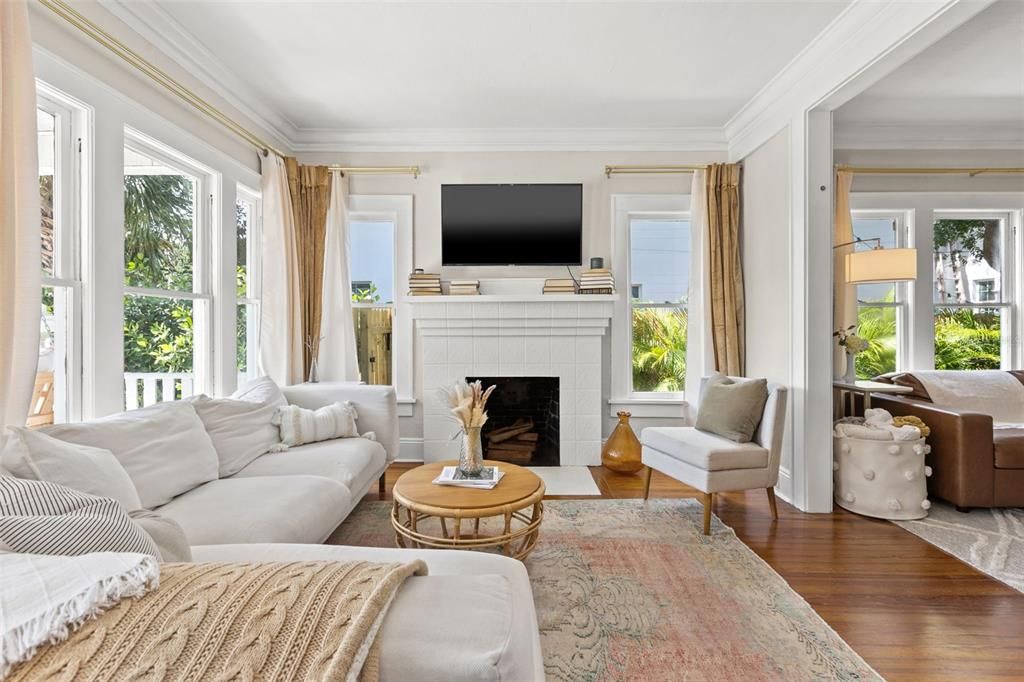 For Sale: $825,000 (4 beds, 0 baths, 2208 Square Feet)