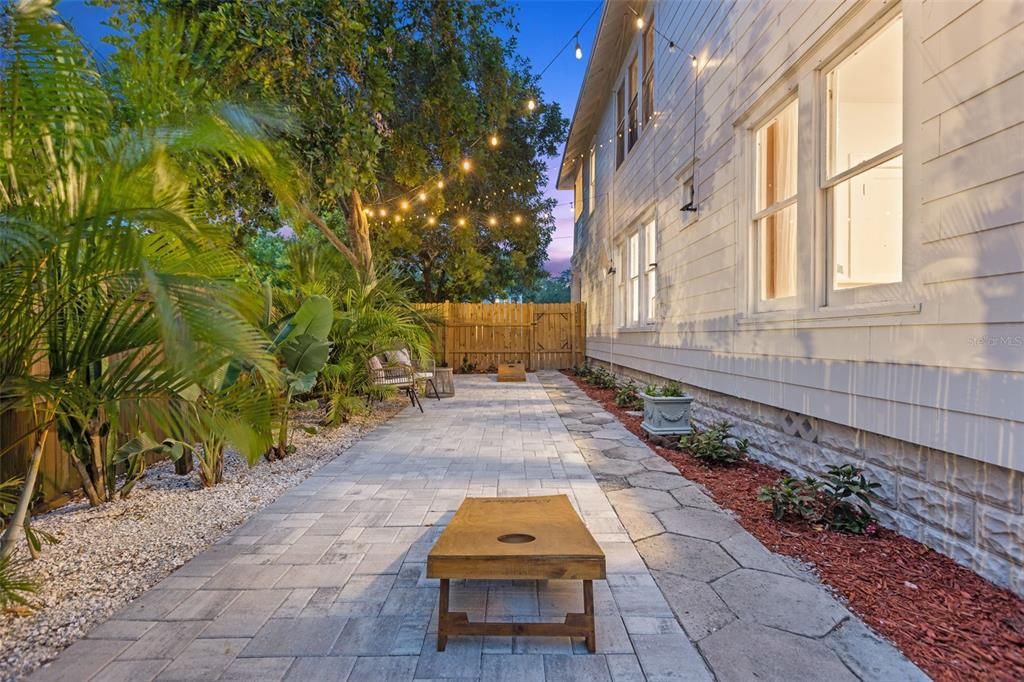 For Sale: $825,000 (4 beds, 0 baths, 2208 Square Feet)
