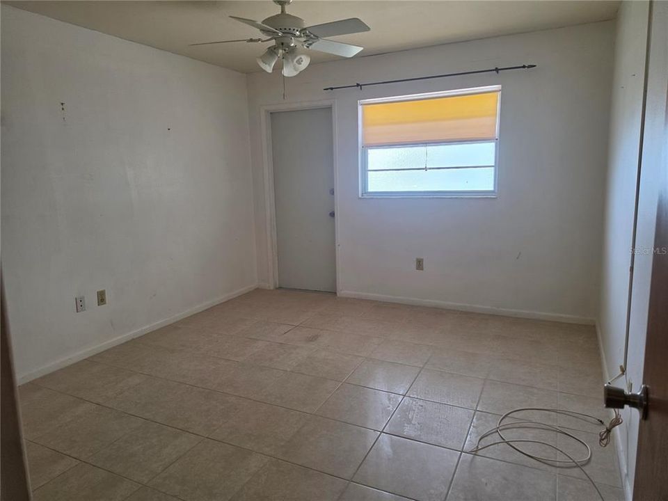 En Venta: $60,000 (2 camas, 1 baños, 890 Pies cuadrados)