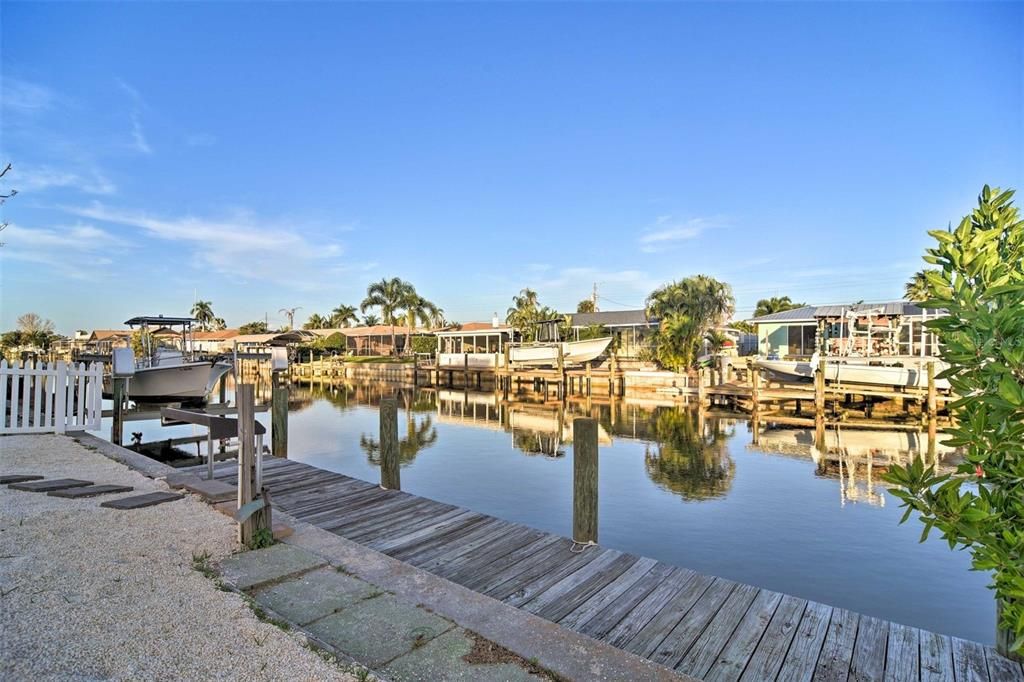 For Rent: $5,500 (3 beds, 1 baths, 1874 Square Feet)