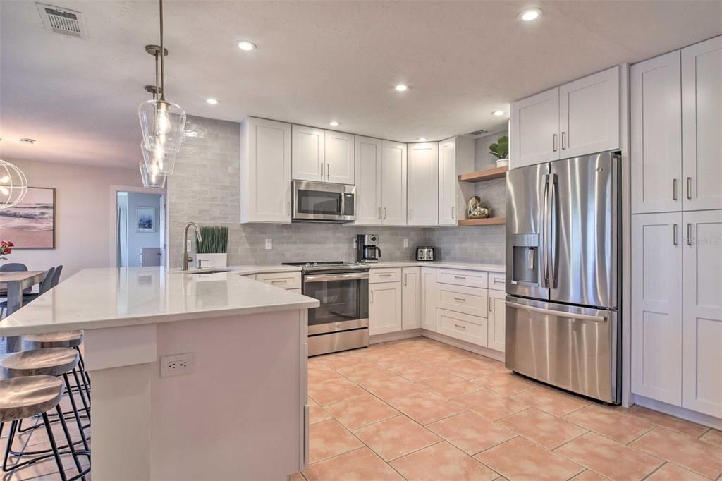 For Rent: $5,500 (3 beds, 1 baths, 1874 Square Feet)