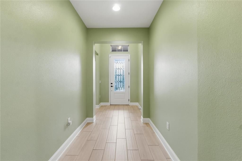 For Sale: $560,000 (4 beds, 3 baths, 2510 Square Feet)