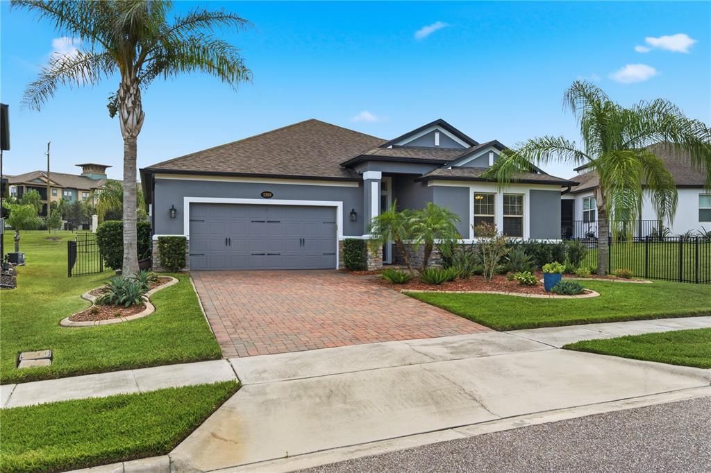 For Sale: $560,000 (4 beds, 3 baths, 2510 Square Feet)