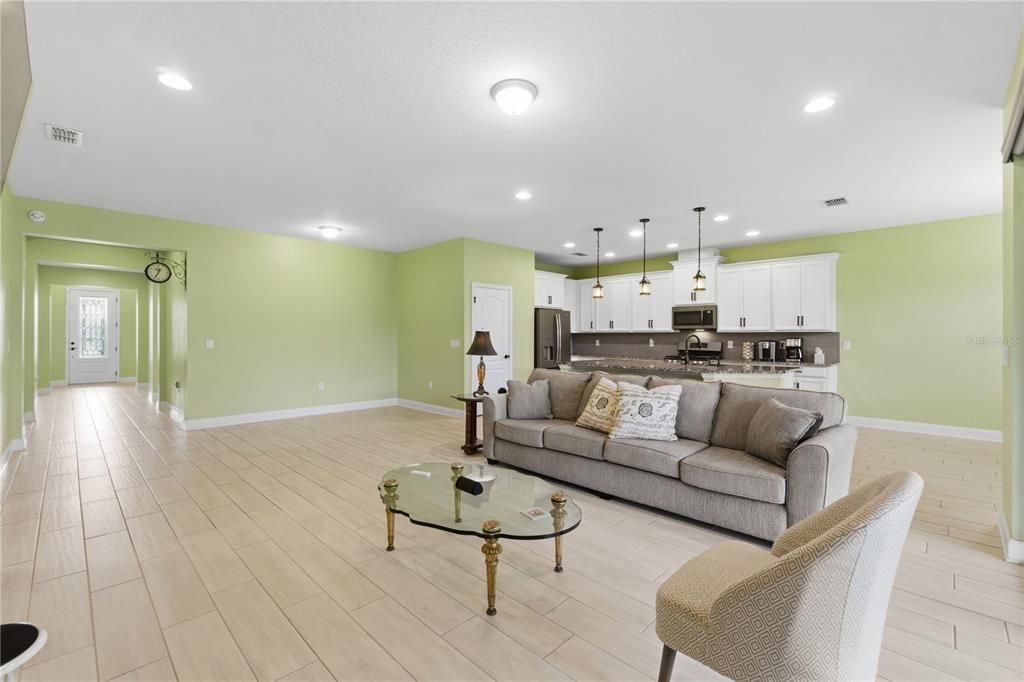 For Sale: $560,000 (4 beds, 3 baths, 2510 Square Feet)