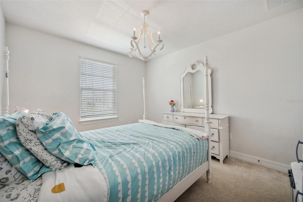 For Sale: $589,000 (5 beds, 3 baths, 2470 Square Feet)