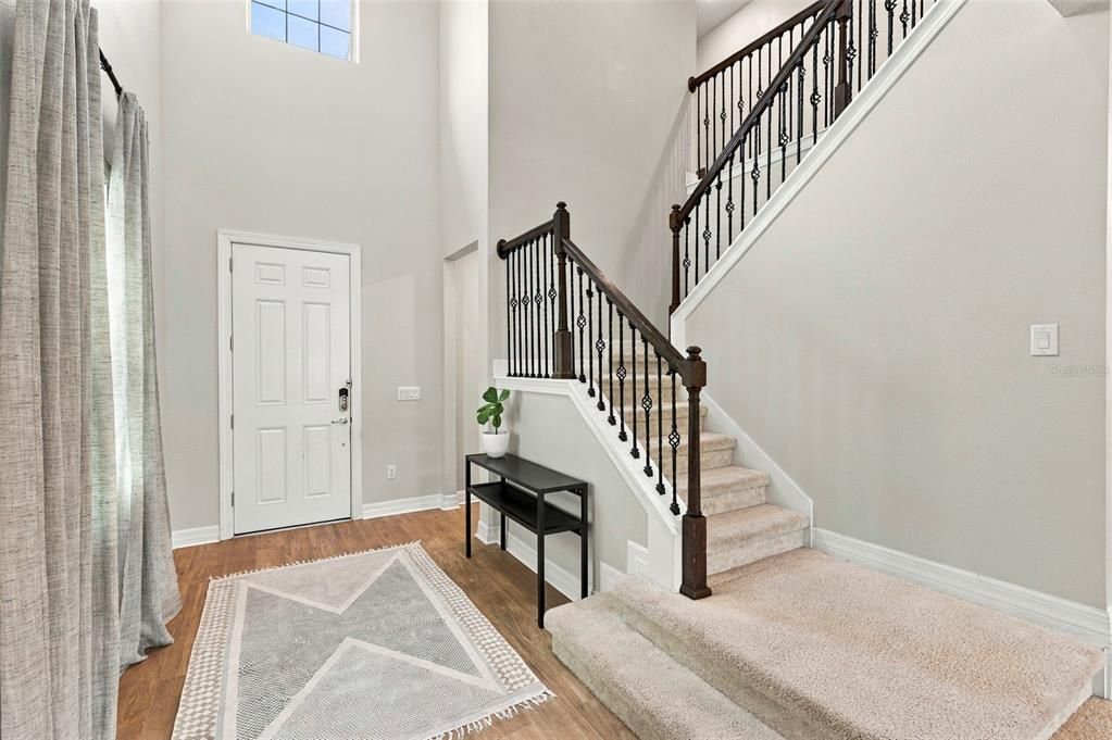 For Sale: $589,000 (5 beds, 3 baths, 2470 Square Feet)