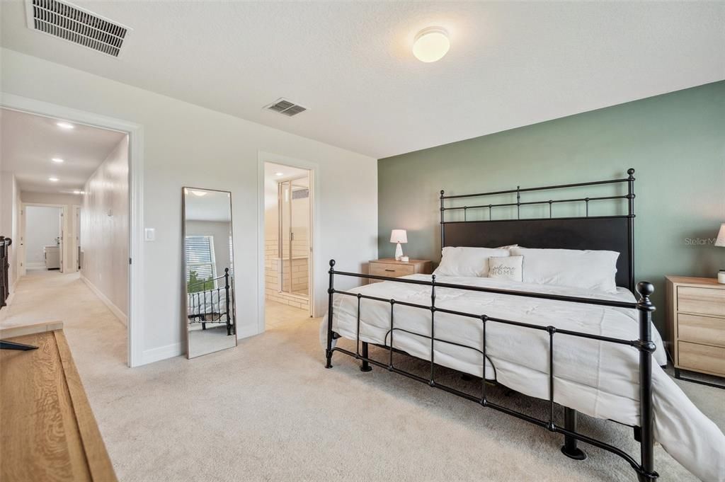 For Sale: $589,000 (5 beds, 3 baths, 2470 Square Feet)